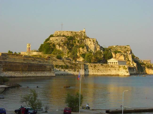 Meltemi Perama (Corfu)